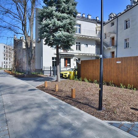 קרקוב Jacuzzi Apartment Red מראה חיצוני תמונה