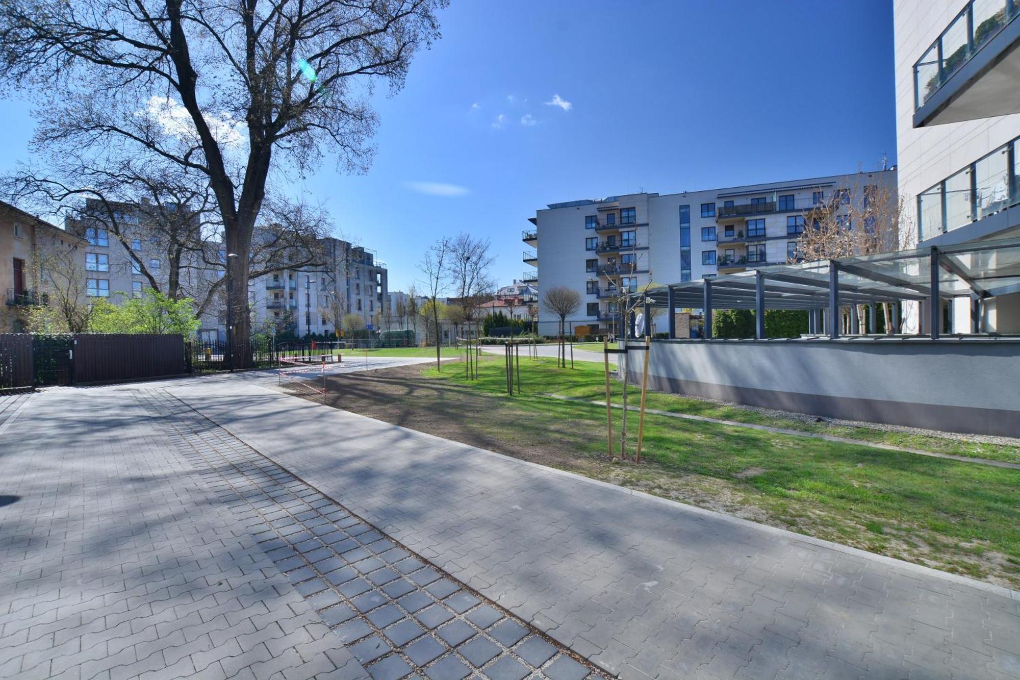 קרקוב Jacuzzi Apartment Red מראה חיצוני תמונה